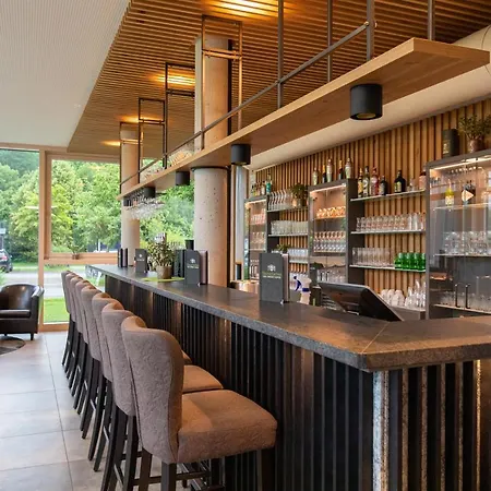 Hausschachen Отель *