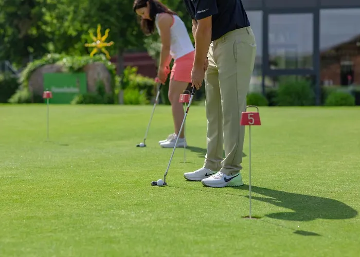 Hausschachen Hotel *