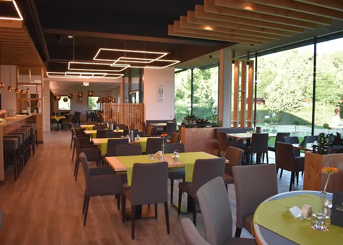 Hausschachen * Weitra